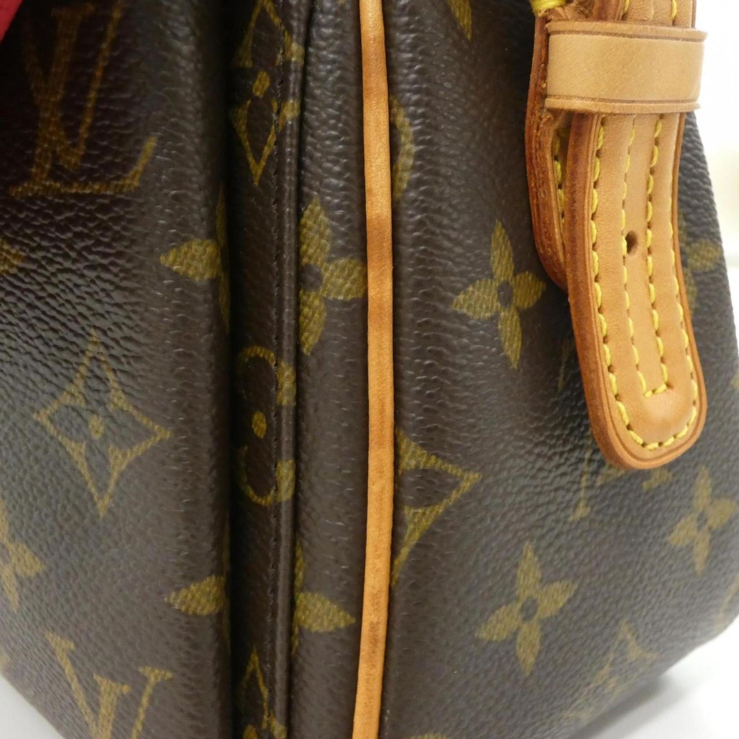 Louis Vuitton Viva Cité, Brown, Canvas, shoulder