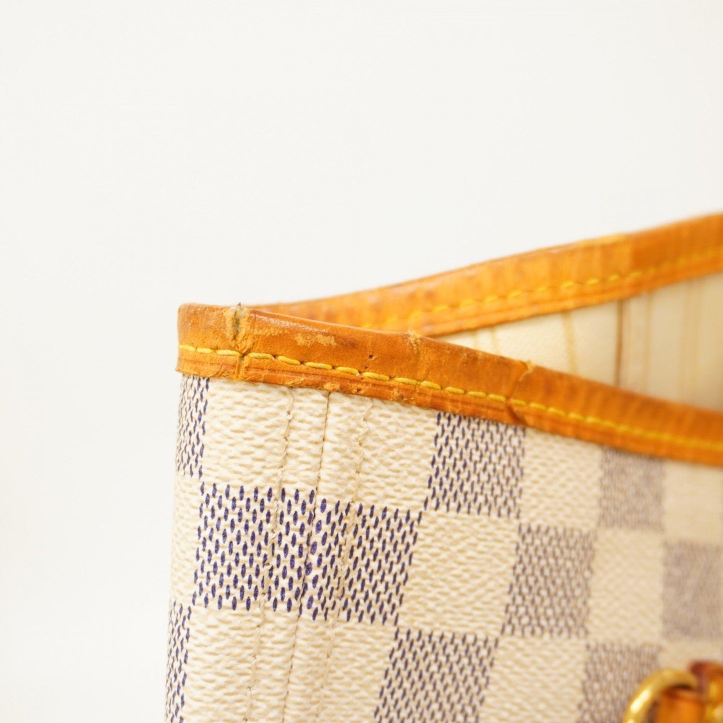 Louis Vuitton Neverfull MM, White, Canvas, tote