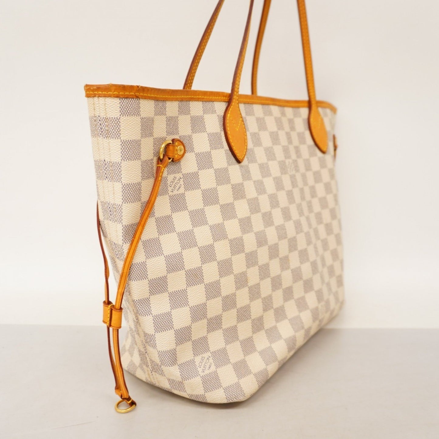 Louis Vuitton Neverfull MM, White, Canvas, tote