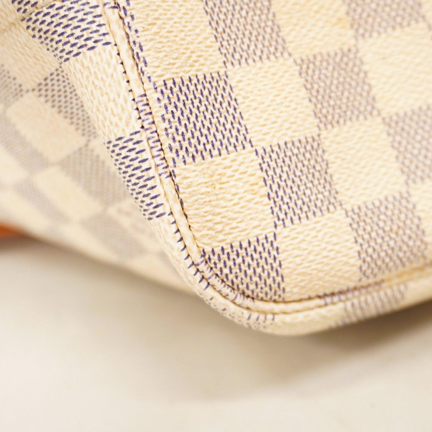 Louis Vuitton Neverfull MM, White, Canvas, tote