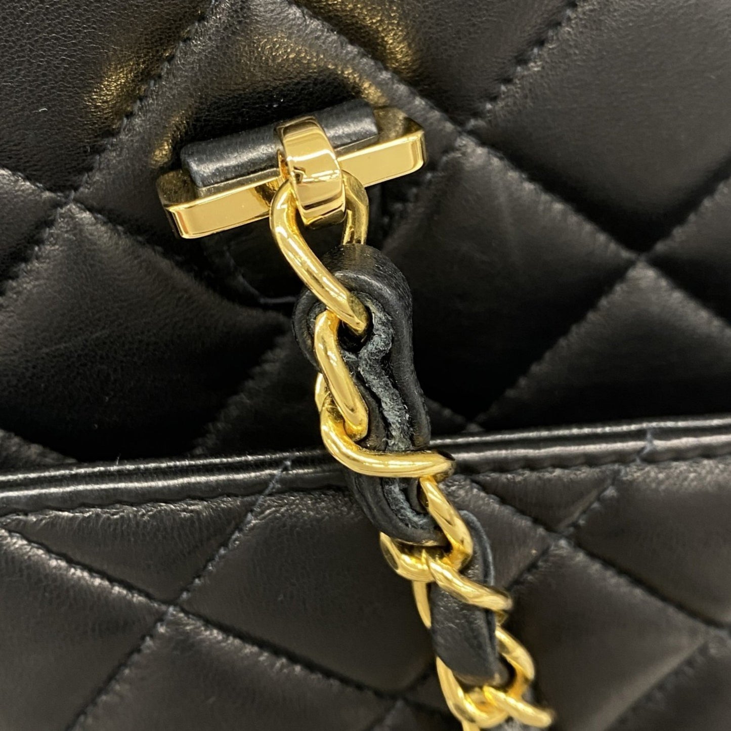 Chanel Matelassé, Black, Leather, shoulder