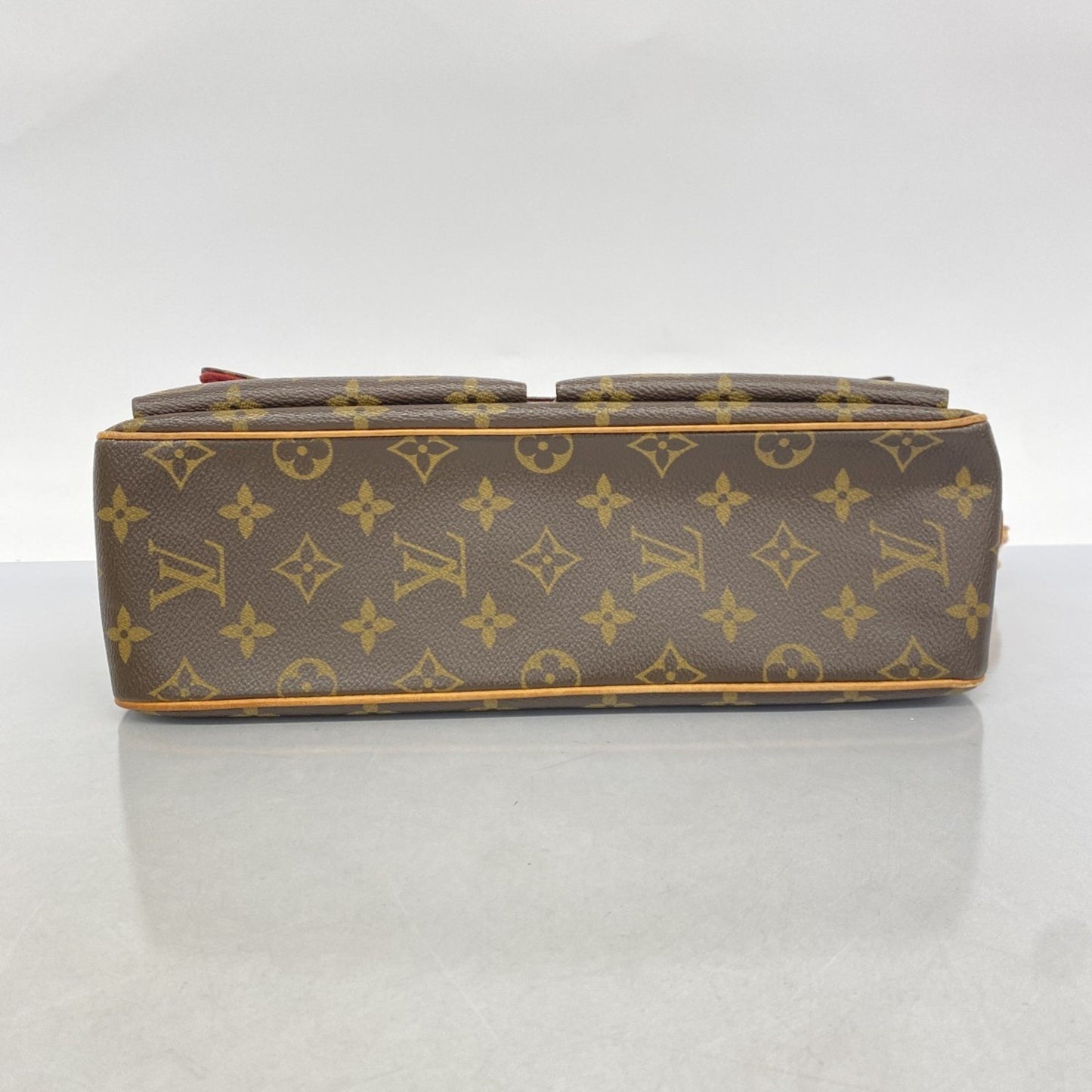 Louis Vuitton Viva Cité, Brown, Canvas, shoulder