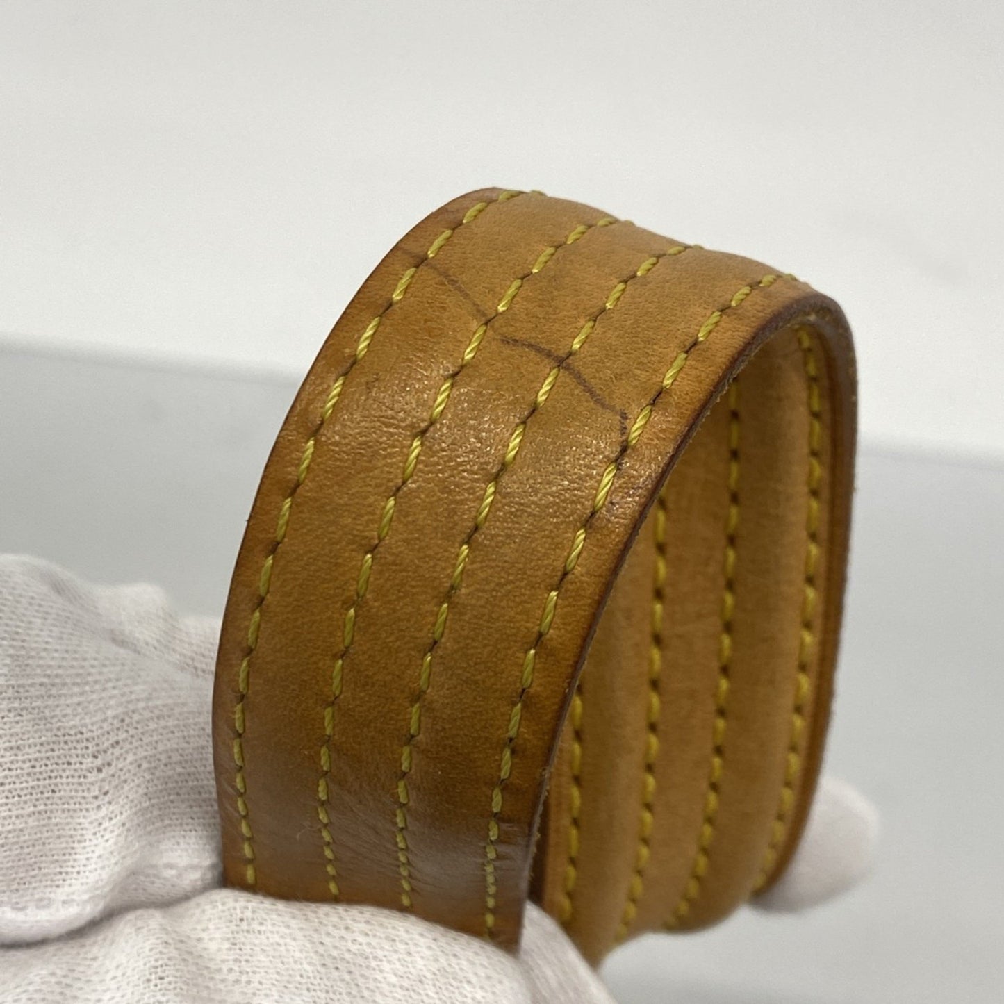 Louis Vuitton Viva Cité, Brown, Canvas, shoulder