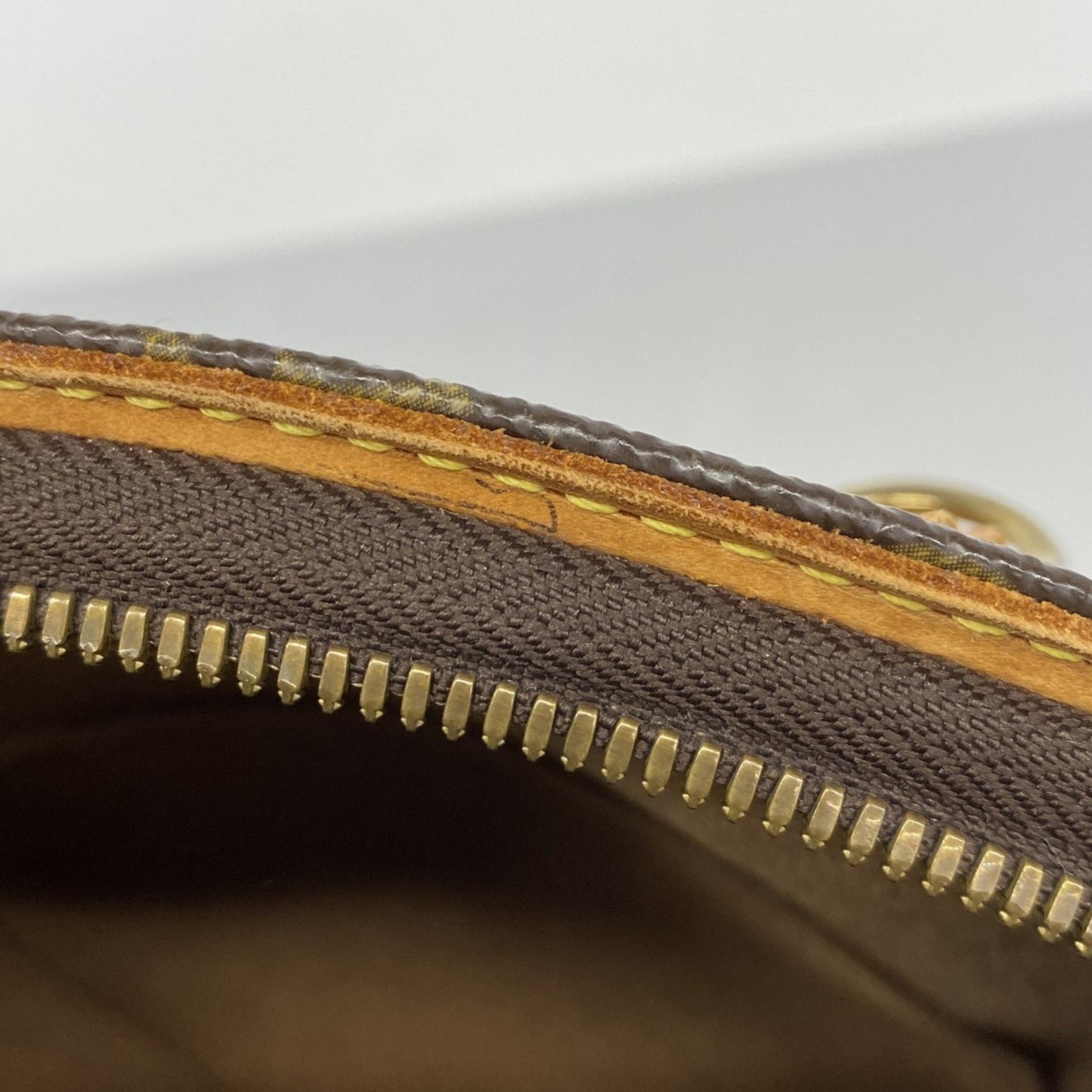 Louis Vuitton Ellipse, Brown, Canvas, handbag