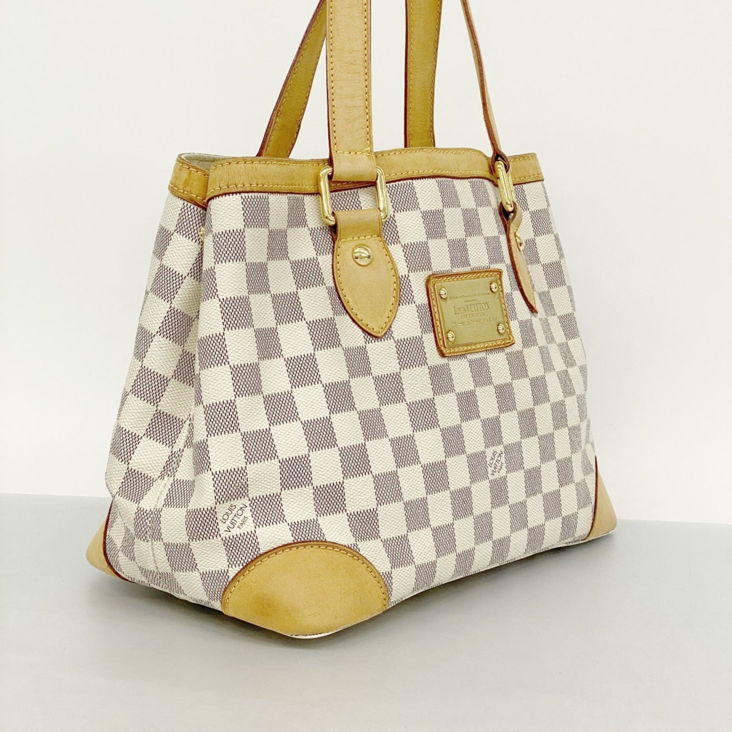 Louis Vuitton Hampstead, White, Canvas, tote