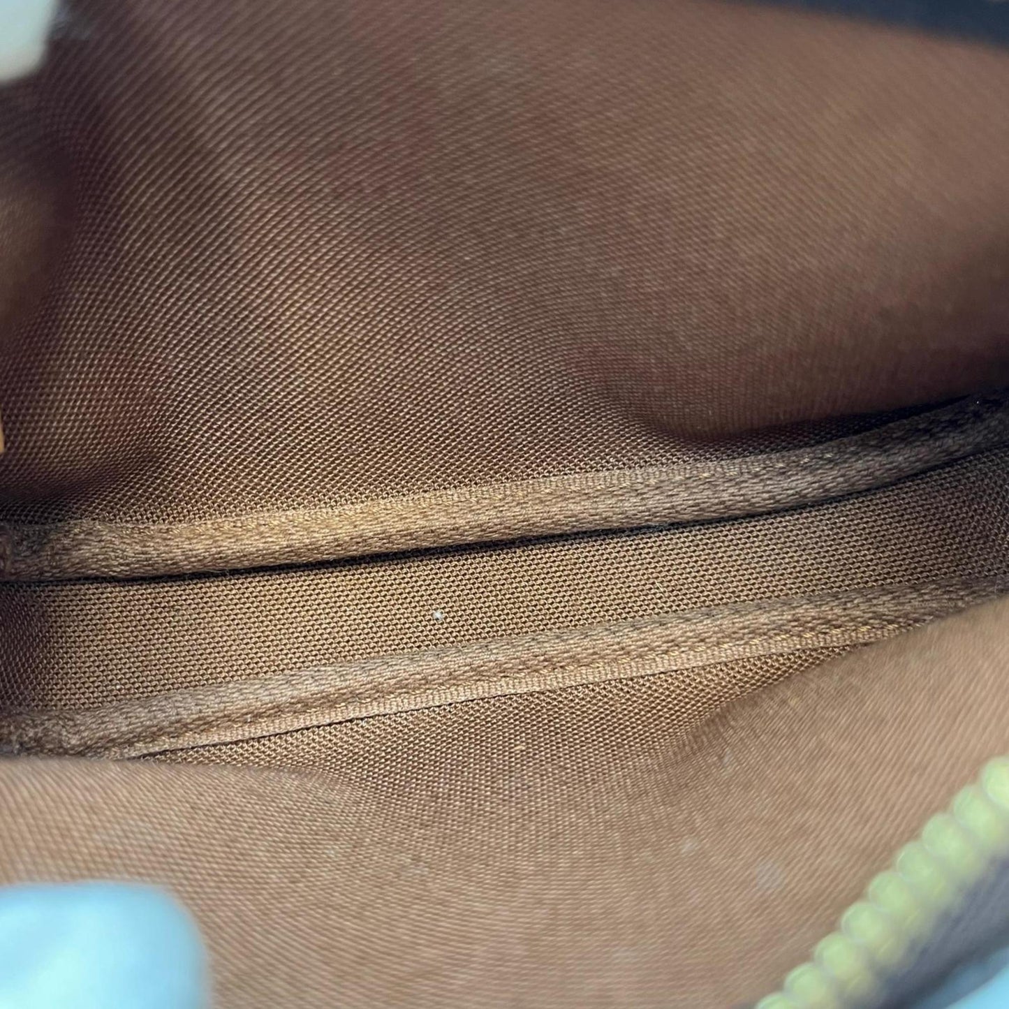Louis Vuitton Mini Pochette Accessoires, Brown, Canvas, clutch