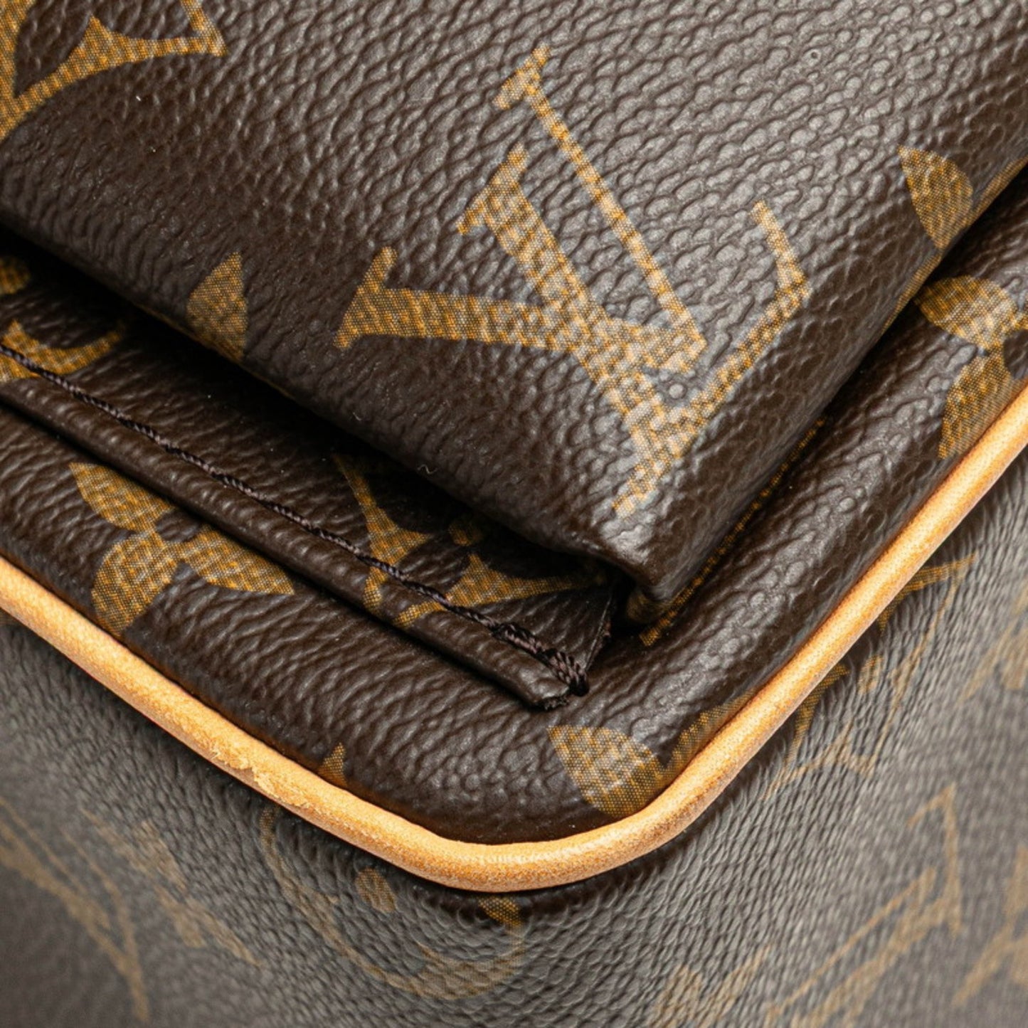 Louis Vuitton Viva Cité, Brown, Canvas, shoulder