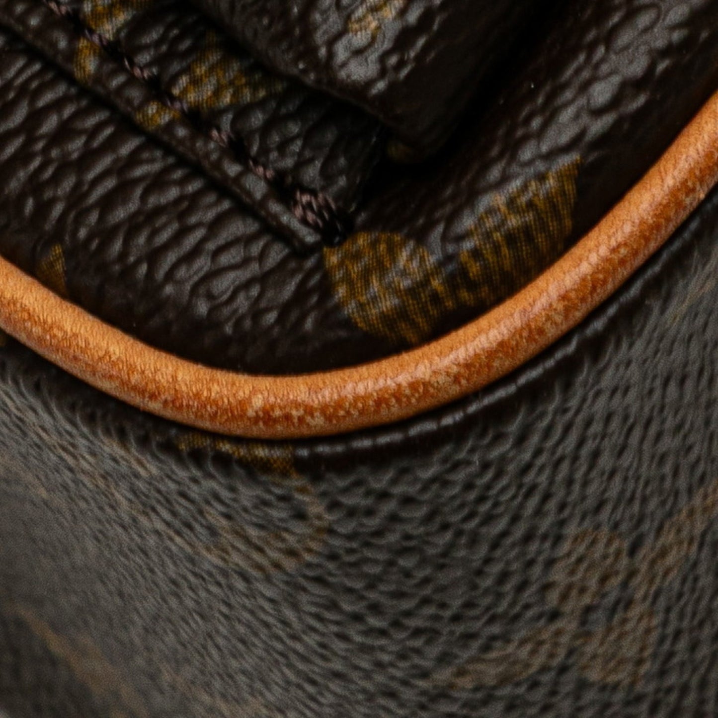 Louis Vuitton Viva Cité, Brown, Canvas, shoulder