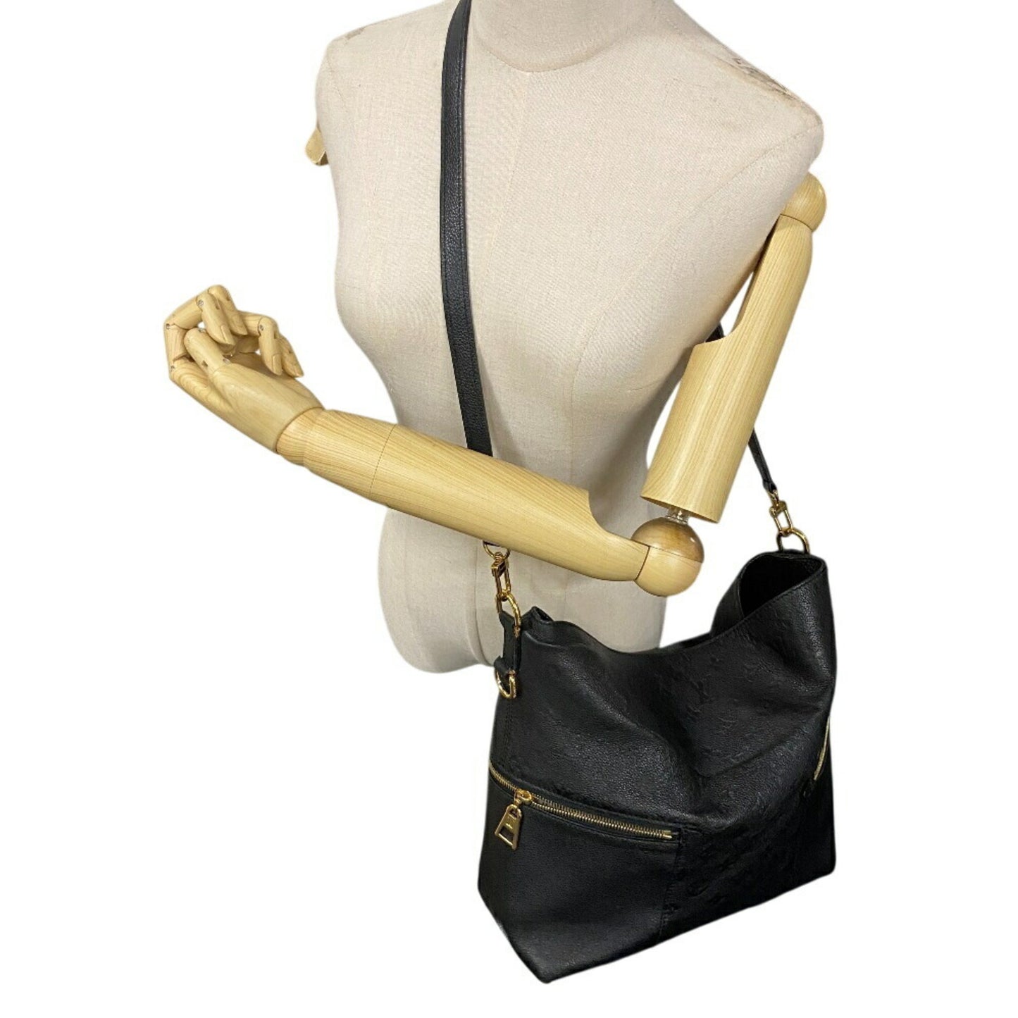 Louis Vuitton Mélie, Black, Leather, shoulder