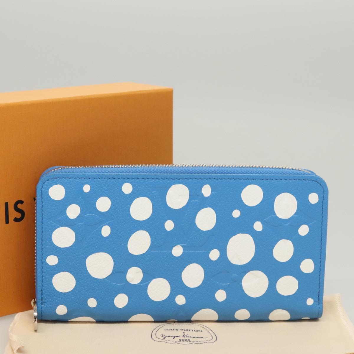 Louis Vuitton Portefeuille zippy, Blue, Leather, wallet