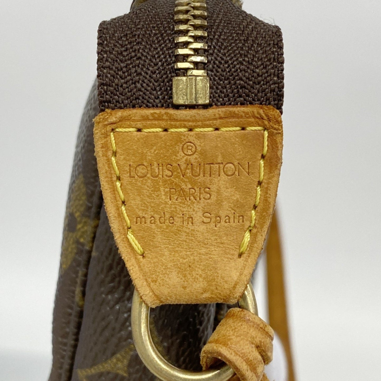 Louis Vuitton Pochette Accessoire, Brown, Canvas, clutch