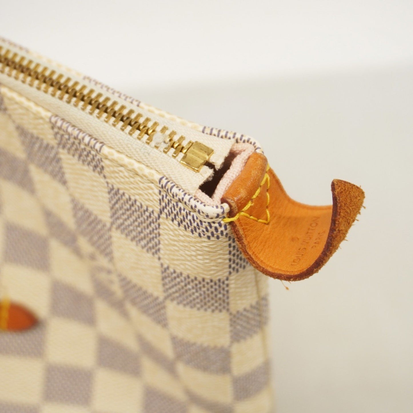 Louis Vuitton Lena PM, White, Canvas, tote