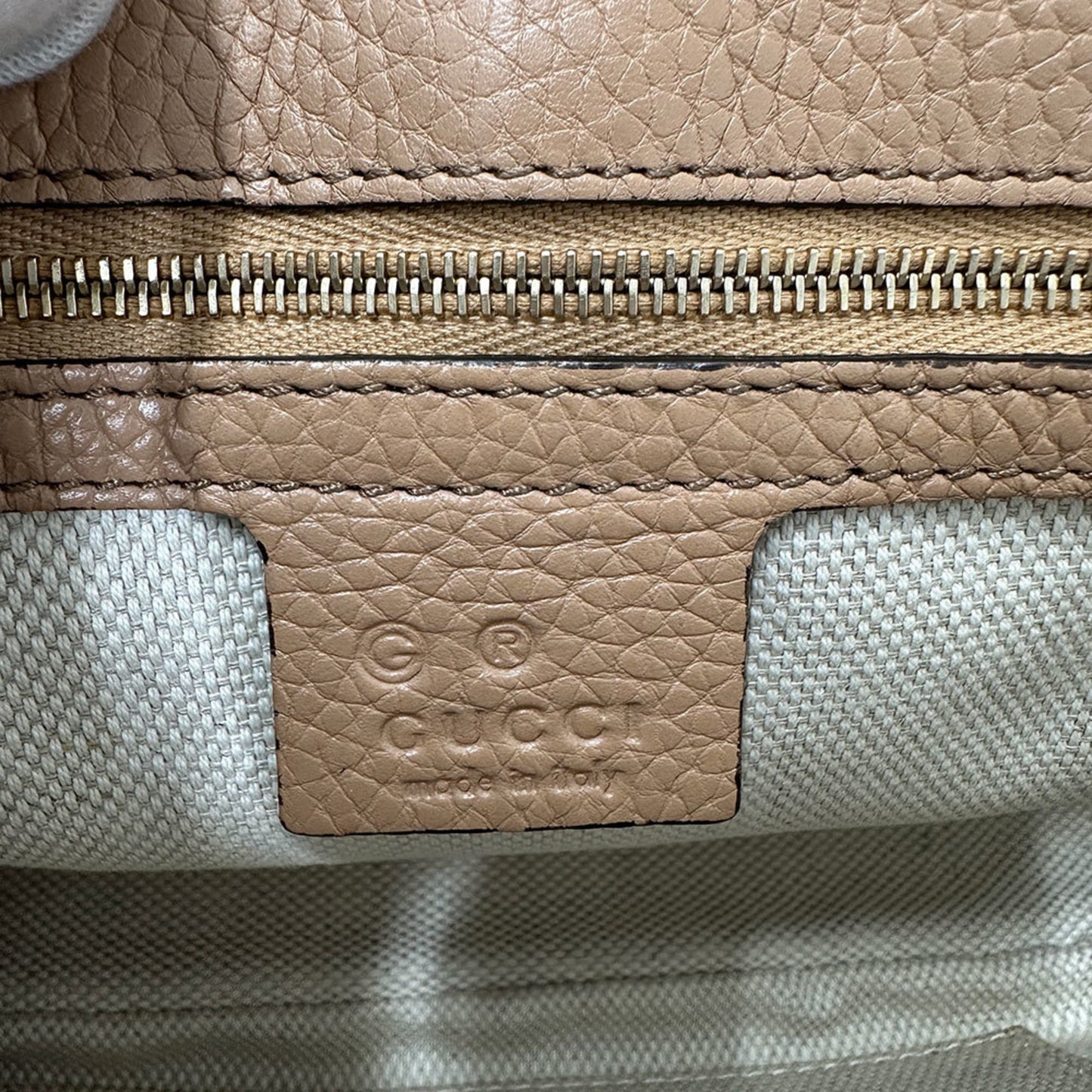 Gucci Interlocking G, Beige, Leather, shoulder