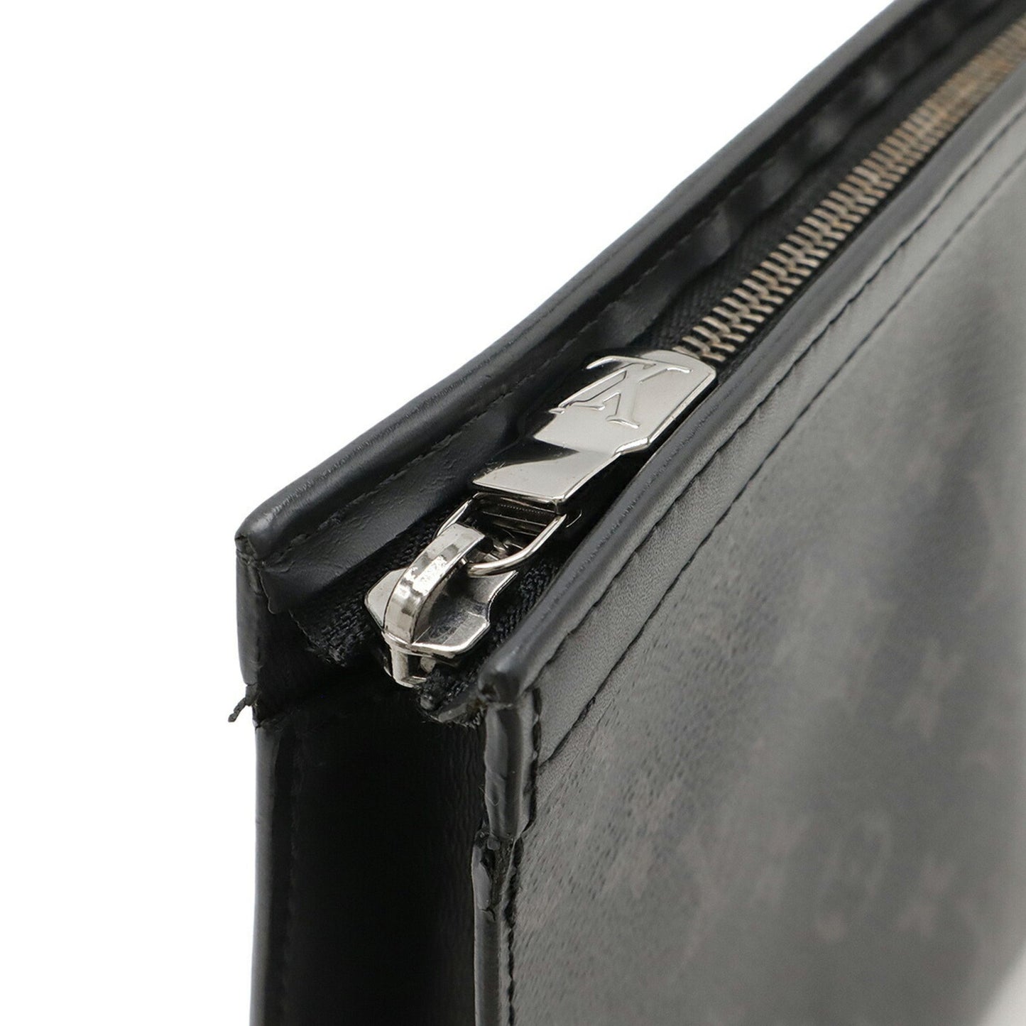 Louis Vuitton Pochette voyage, Black, Canvas, clutch
