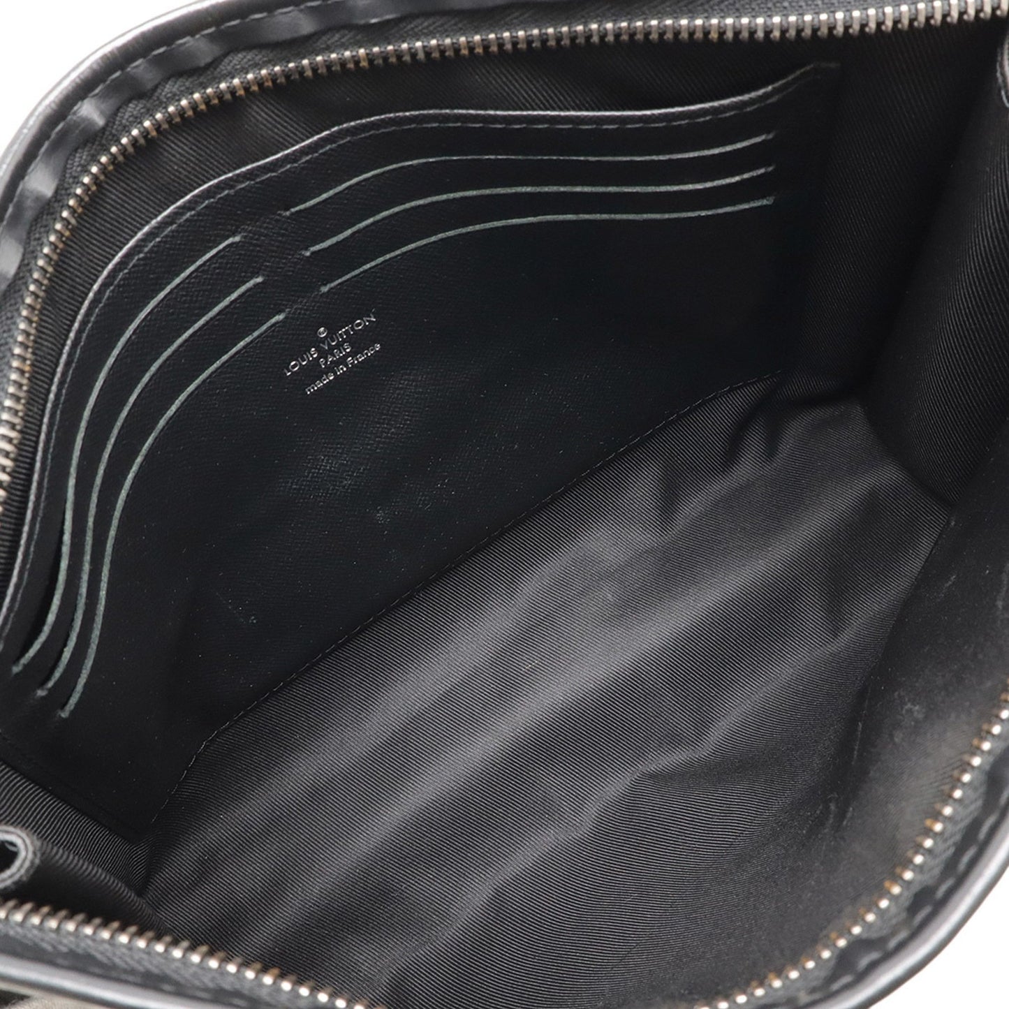 Louis Vuitton Pochette voyage, Black, Canvas, clutch