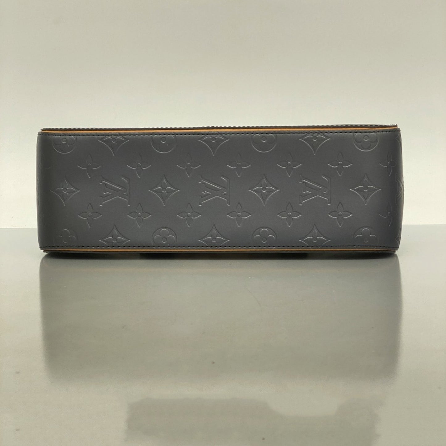Louis Vuitton Shelton, Blue, Leather, handbag