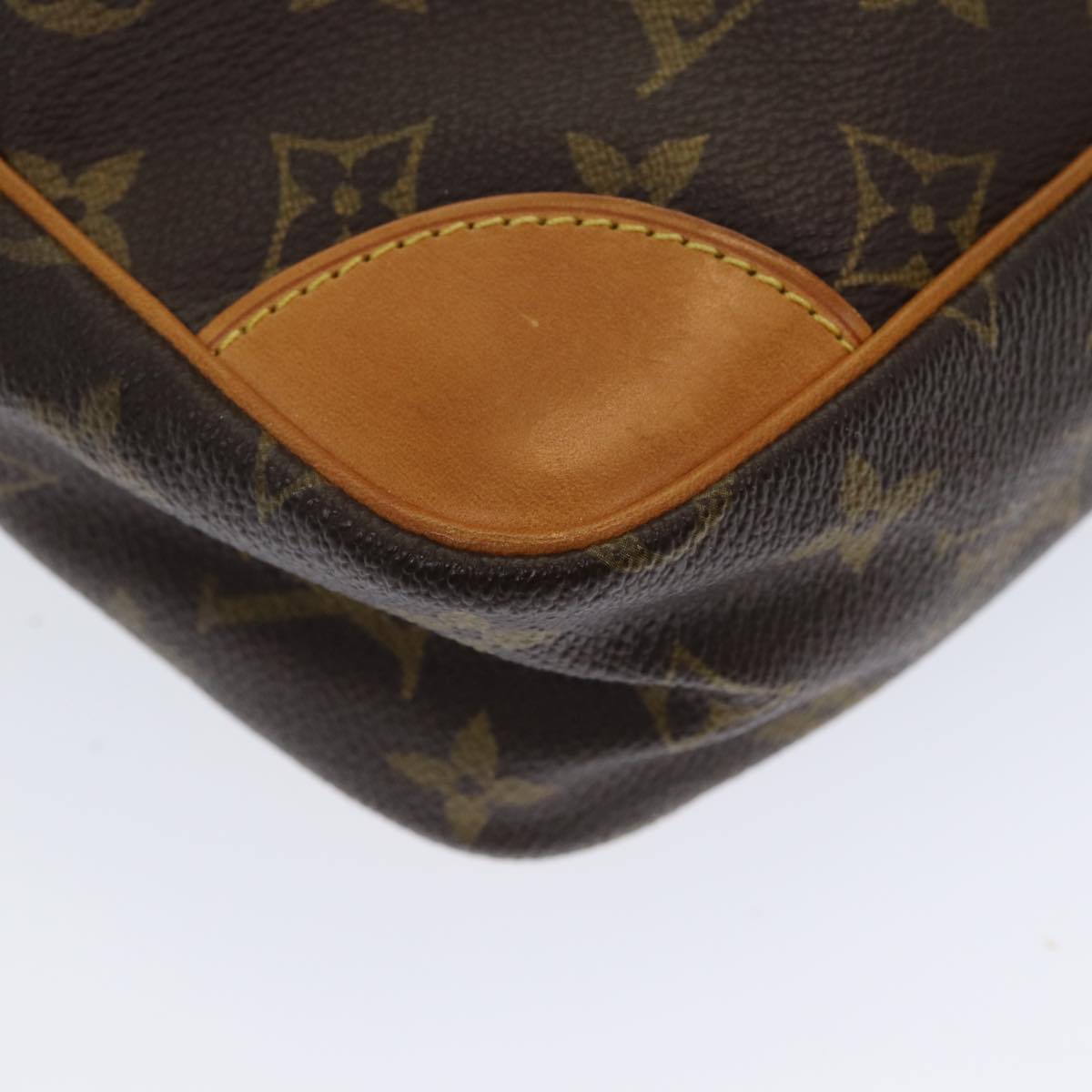Louis Vuitton Compiegne 28, Brown, Canvas, clutch
