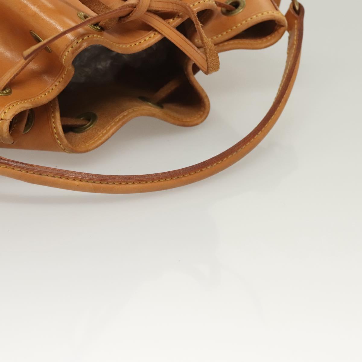 Louis Vuitton Noé, Beige, Leather, handbag