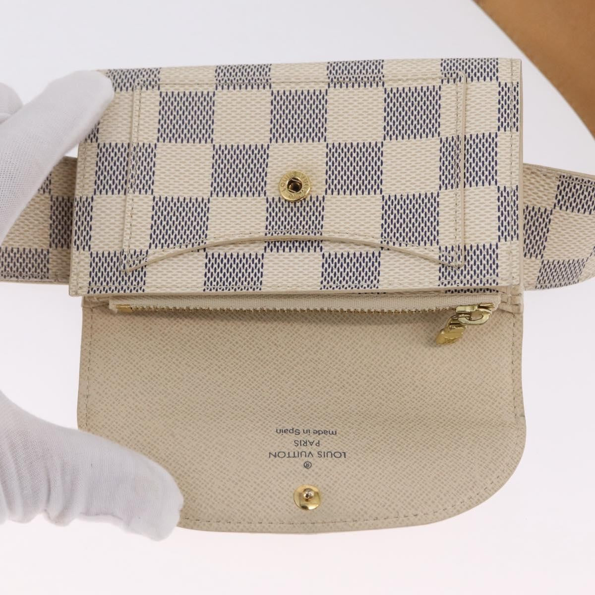 Louis Vuitton Solo Belt Damier, White, Canvas, Clutch