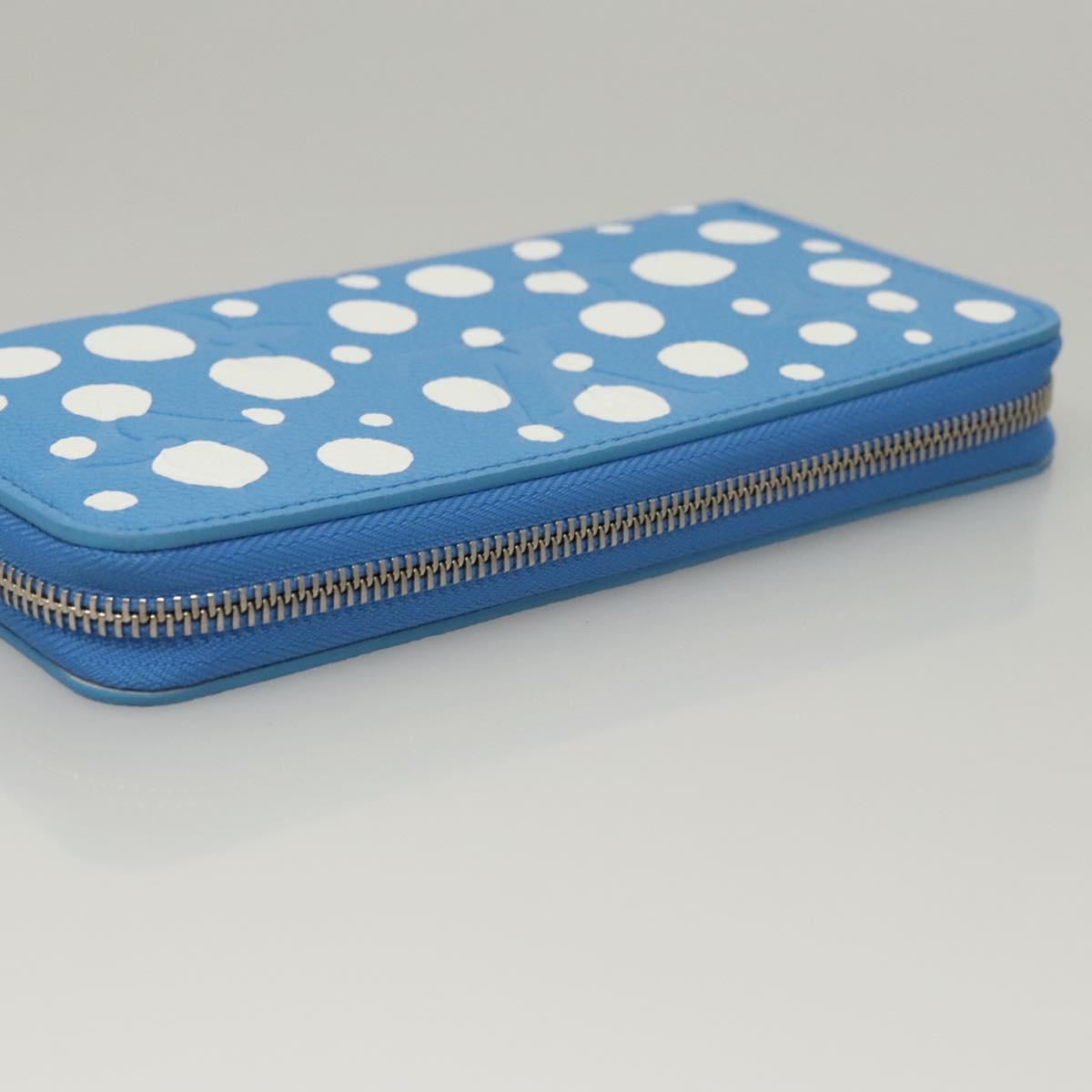 Louis Vuitton Portefeuille zippy, Blue, Leather, wallet