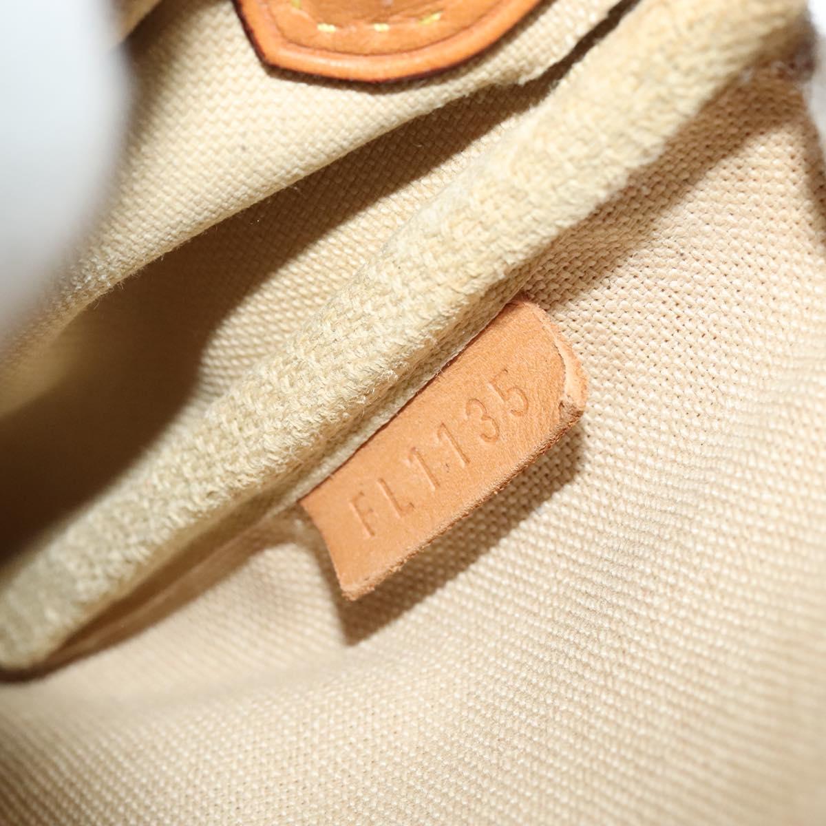 Louis Vuitton Favorite, White, Canvas, shoulder