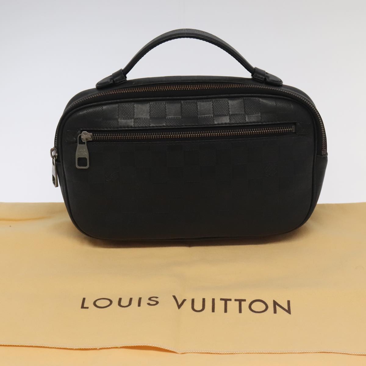 Louis Vuitton Ambler, Black, Leather, shoulder