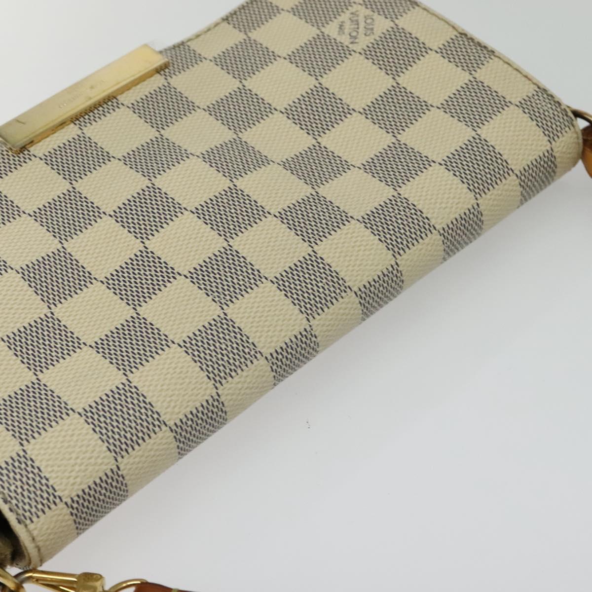 Louis Vuitton Favorite, White, Canvas, shoulder