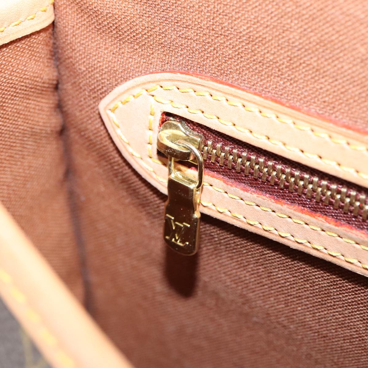 Louis Vuitton Sologne, Brown, Canvas, shoulder