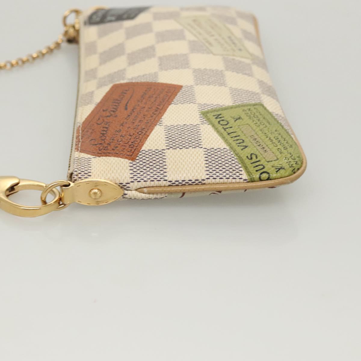 Louis Vuitton Pochette Accessoire, White, Canvas, clutch
