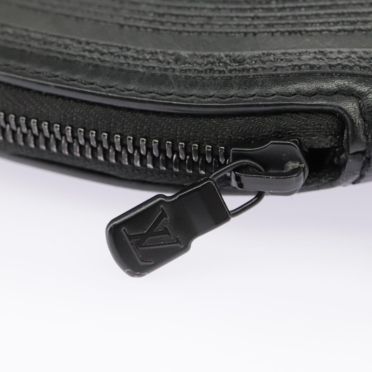 Louis Vuitton Pochette, Black, Leather, clutch