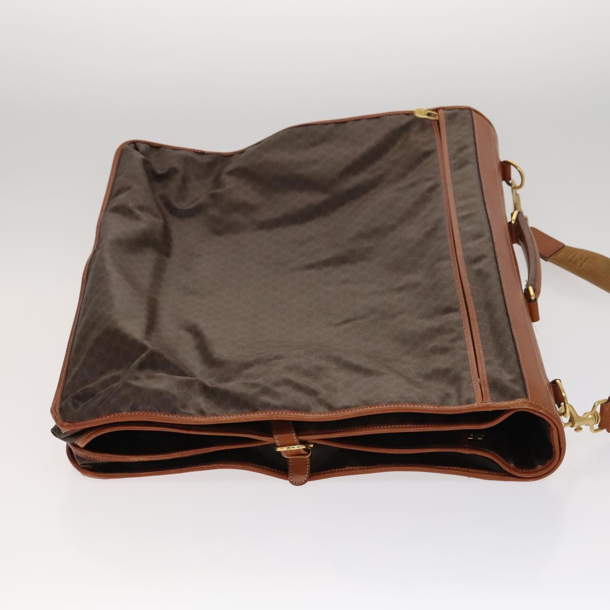 Céline Macadam, Brown, Canvas, travel