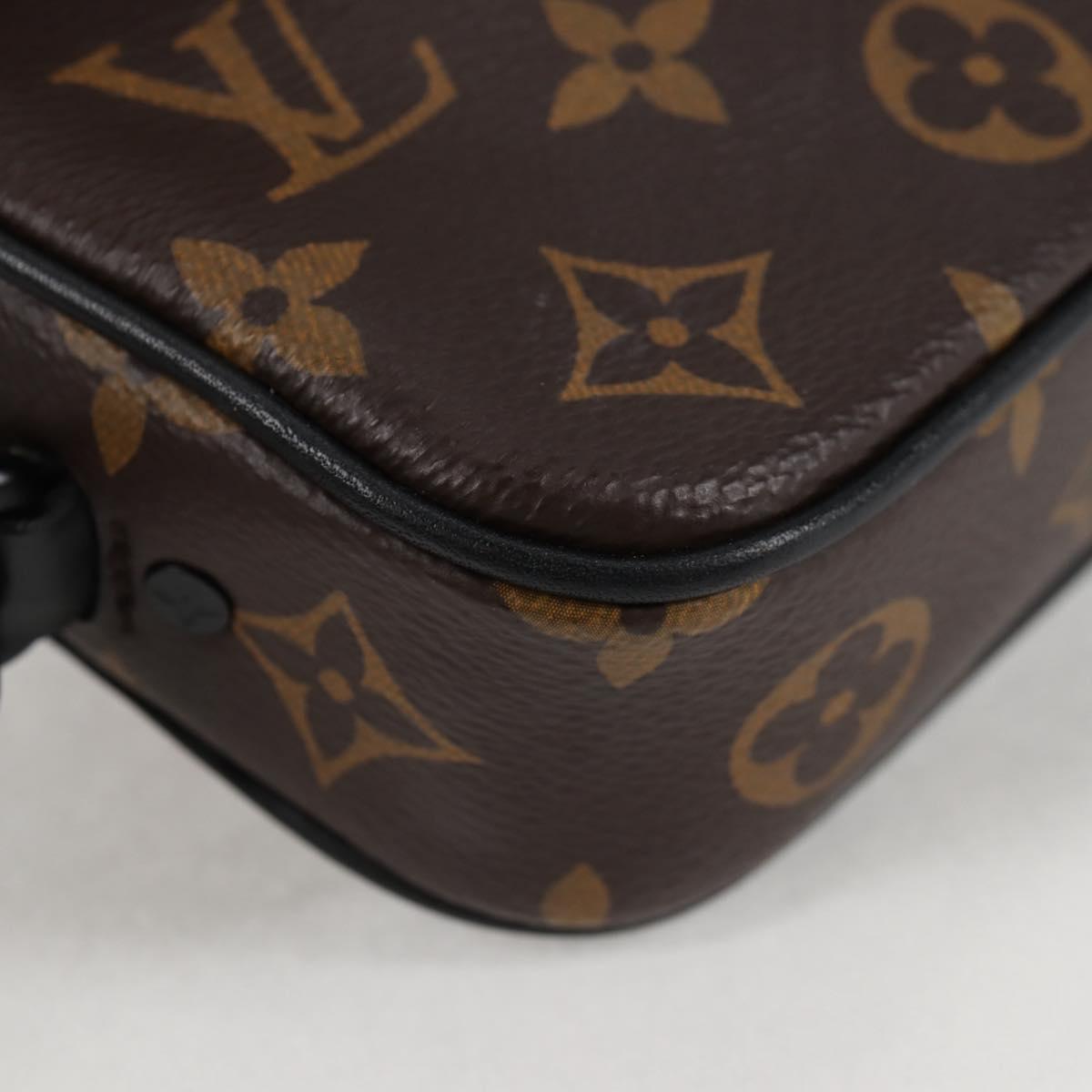 Louis Vuitton Pochette Volga, Brown, Canvas, clutch
