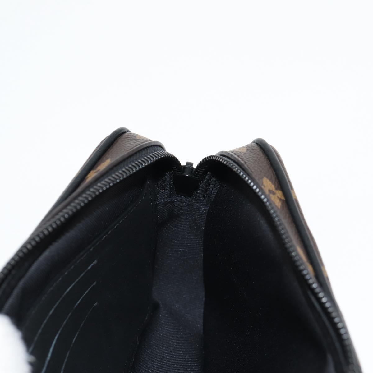 Louis Vuitton Volga, Brown, Canvas, clutch