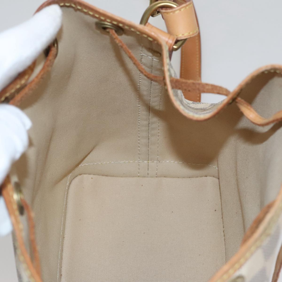 Louis Vuitton Noé, White, Canvas, shoulder