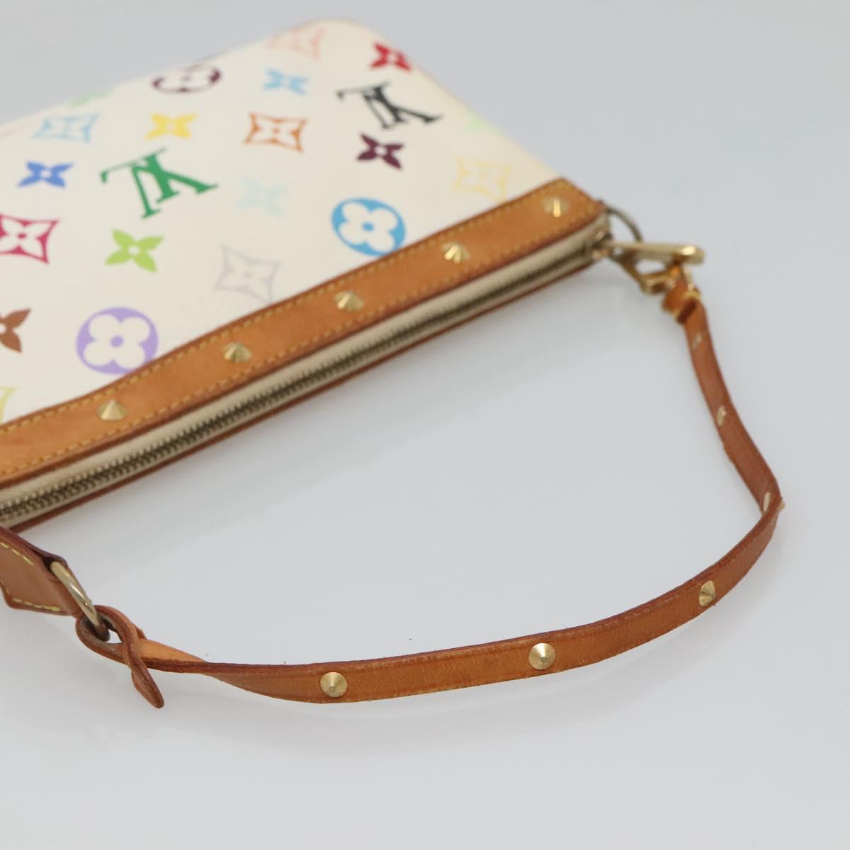 Louis Vuitton Pochette Accessoire, White, Canvas, clutch