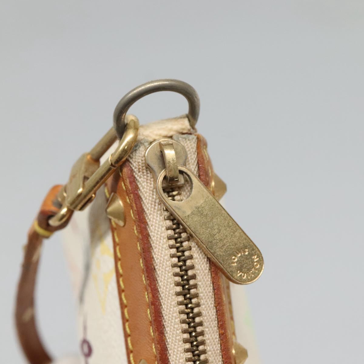 Louis Vuitton Pochette Accessoire, White, Canvas, clutch