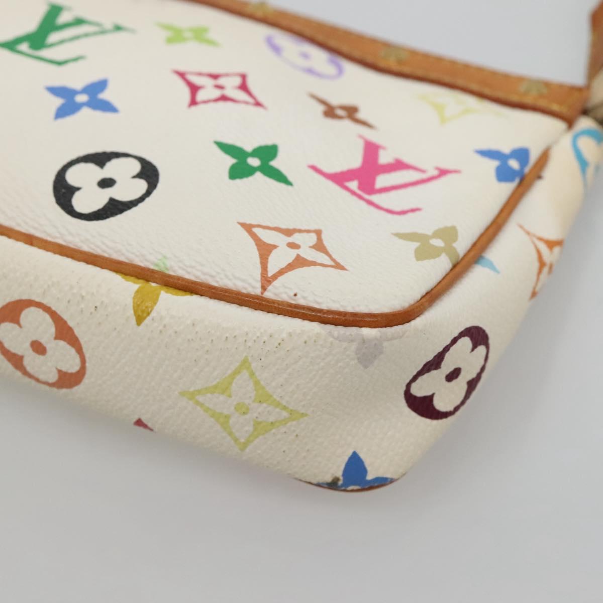 Louis Vuitton Pochette Accessoire, White, Canvas, clutch