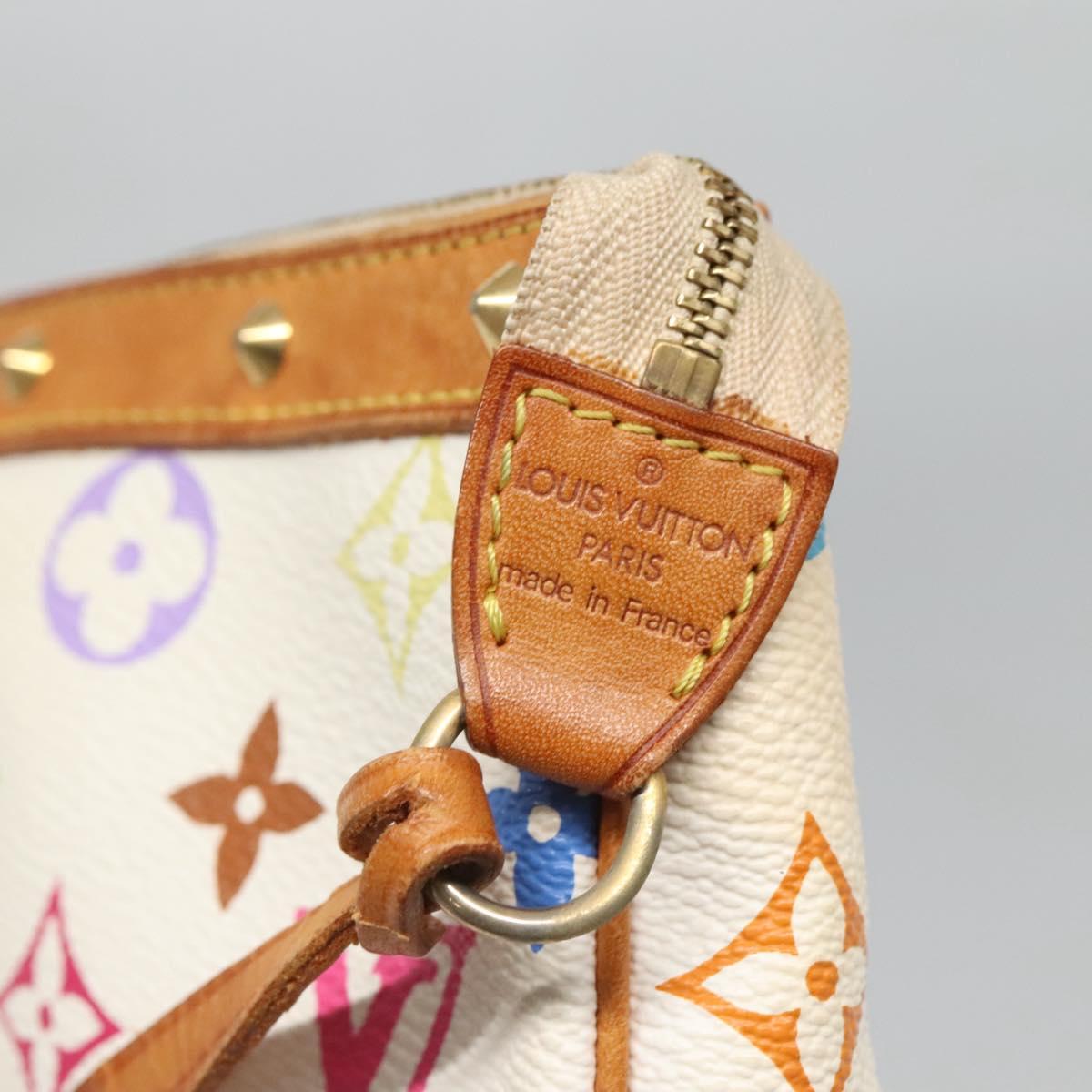 Louis Vuitton Pochette Accessoire, White, Canvas, clutch