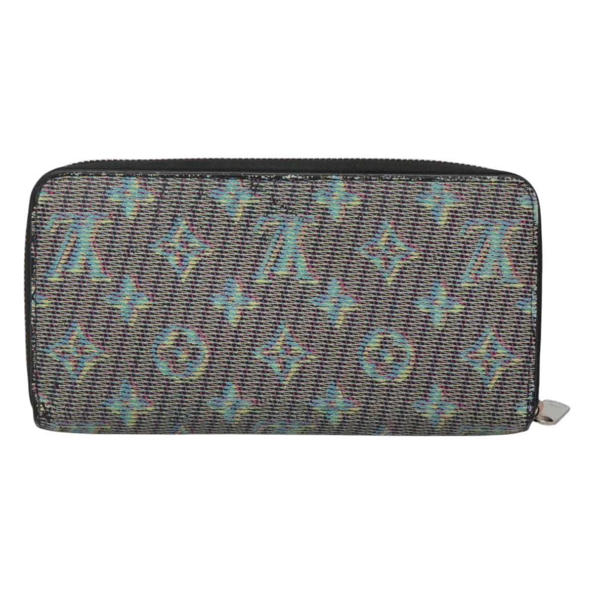 Louis Vuitton Zippy wallet, Green, Leather, wallet