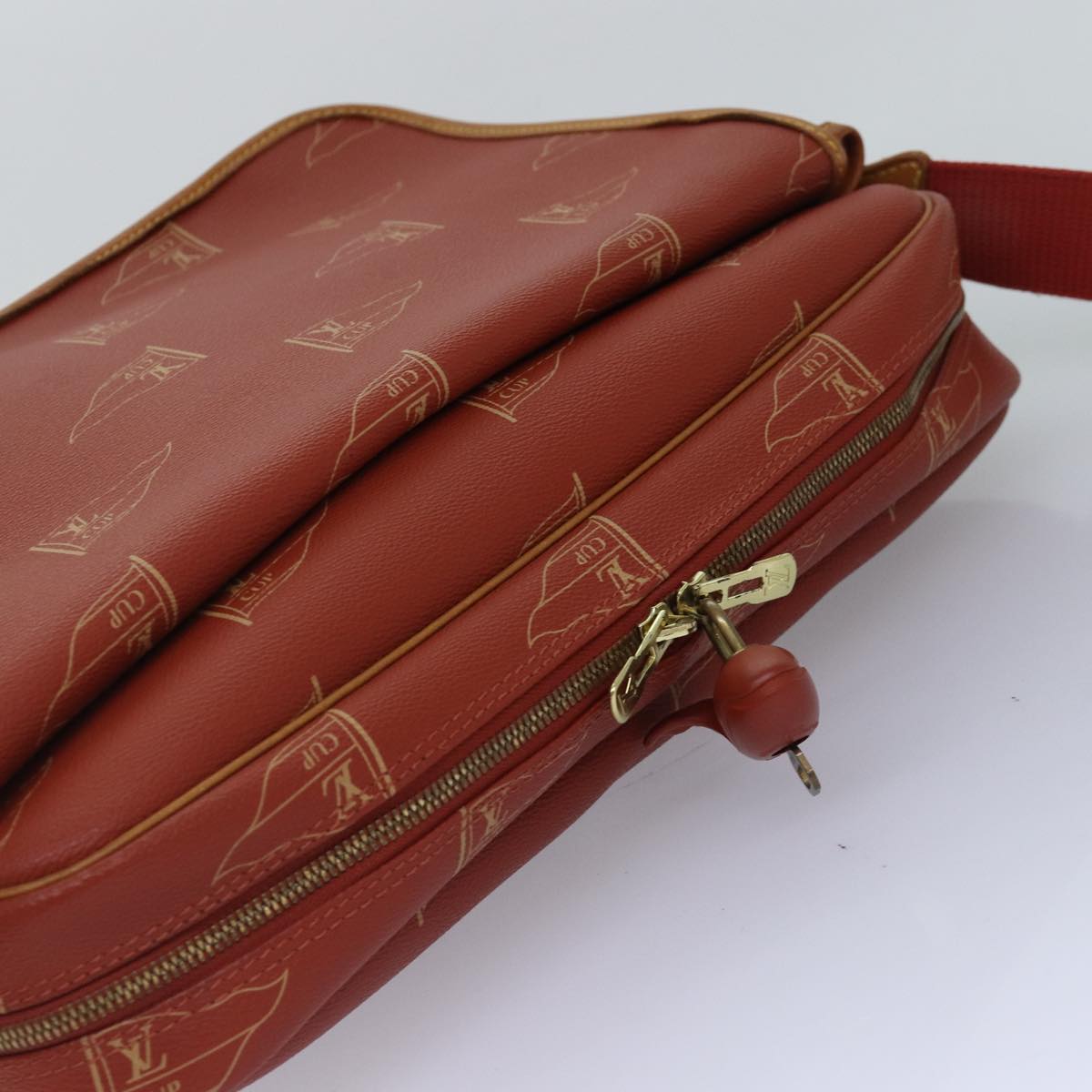 Louis Vuitton America's Cup, Red, Canvas, shoulder