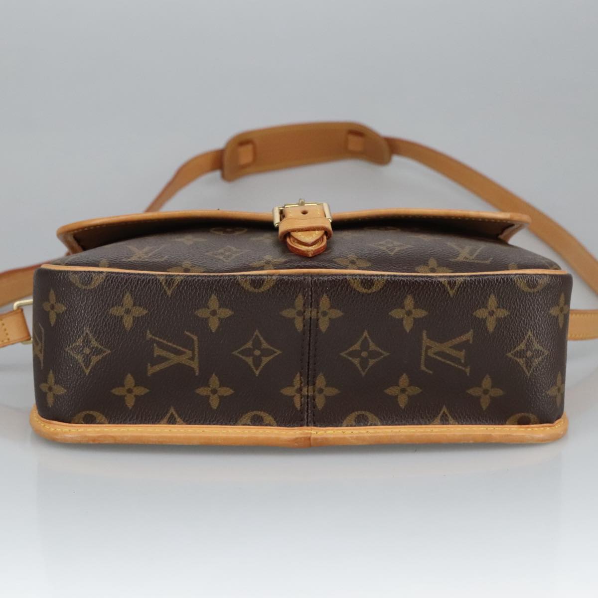 Louis Vuitton Sologne, Brown, Canvas, shoulder