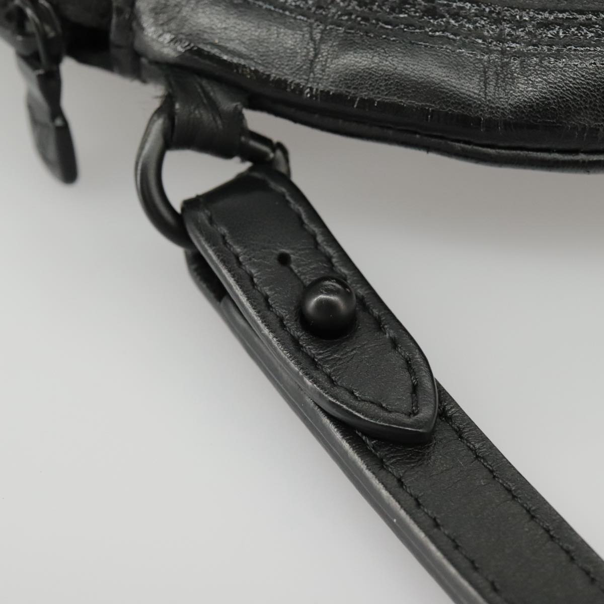 Louis Vuitton Pochette, Black, Leather, clutch