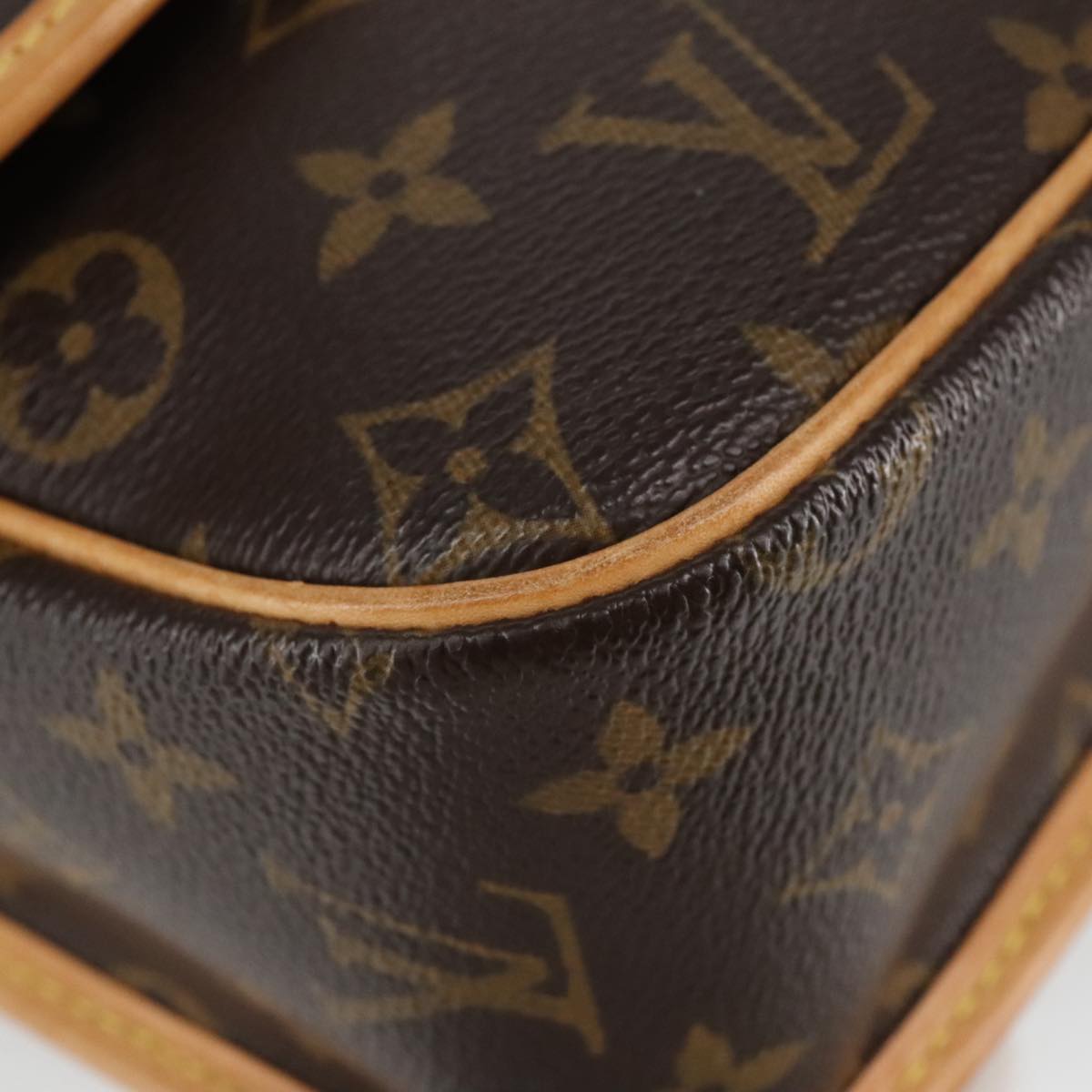 Louis Vuitton Sologne, Brown, Canvas, shoulder