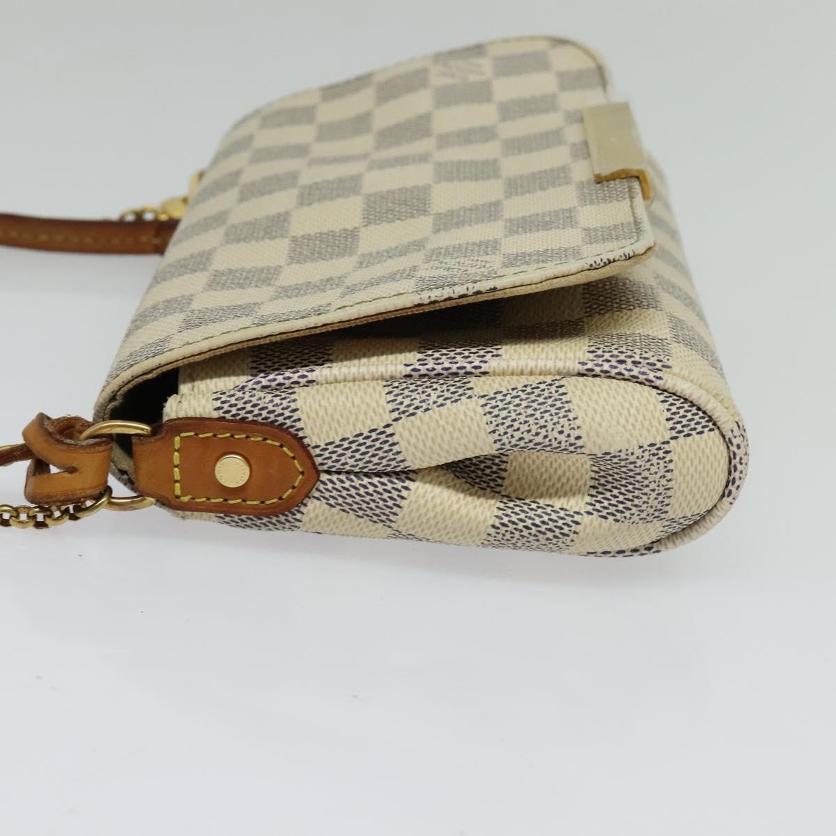 Louis Vuitton Favorite, White, Canvas, shoulder
