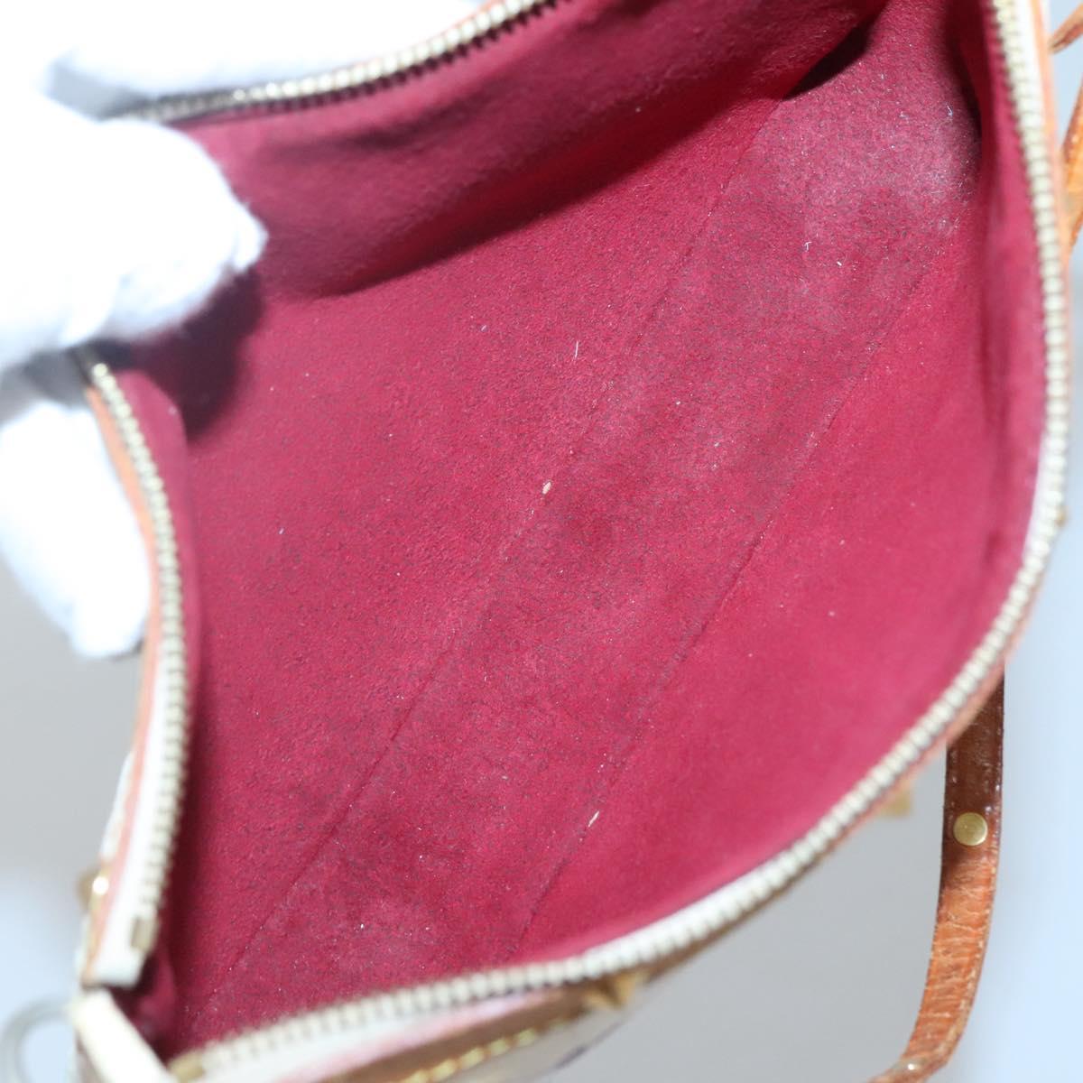 Louis Vuitton Pochette Accessoire, White, Canvas, clutch
