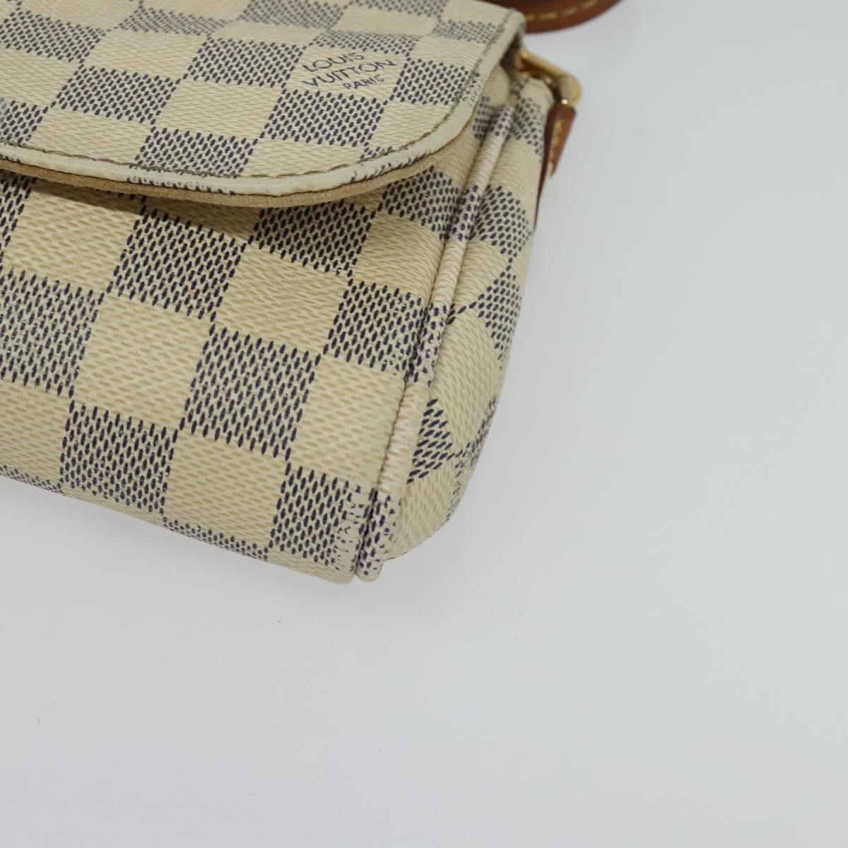 Louis Vuitton Favorite, White, Canvas, shoulder