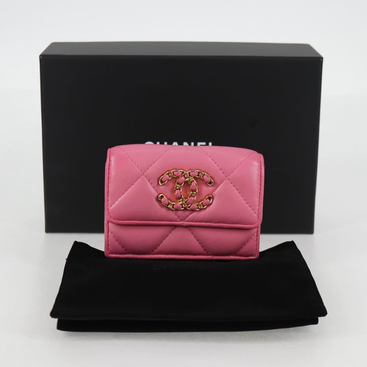 Chanel Chanel 19, Pink, Leather, wallet