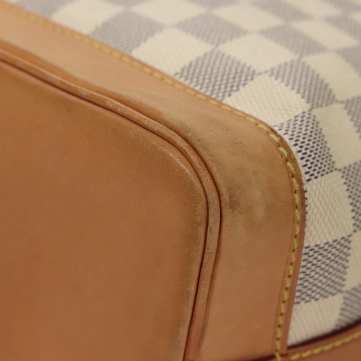 Louis Vuitton Noé, White, Canvas, shoulder