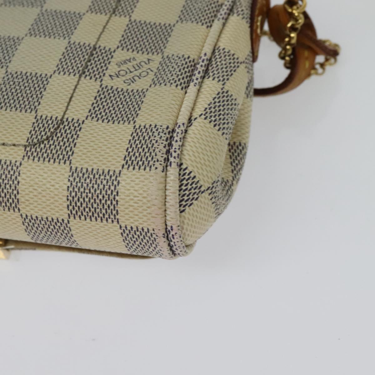 Louis Vuitton Favorite, White, Canvas, shoulder
