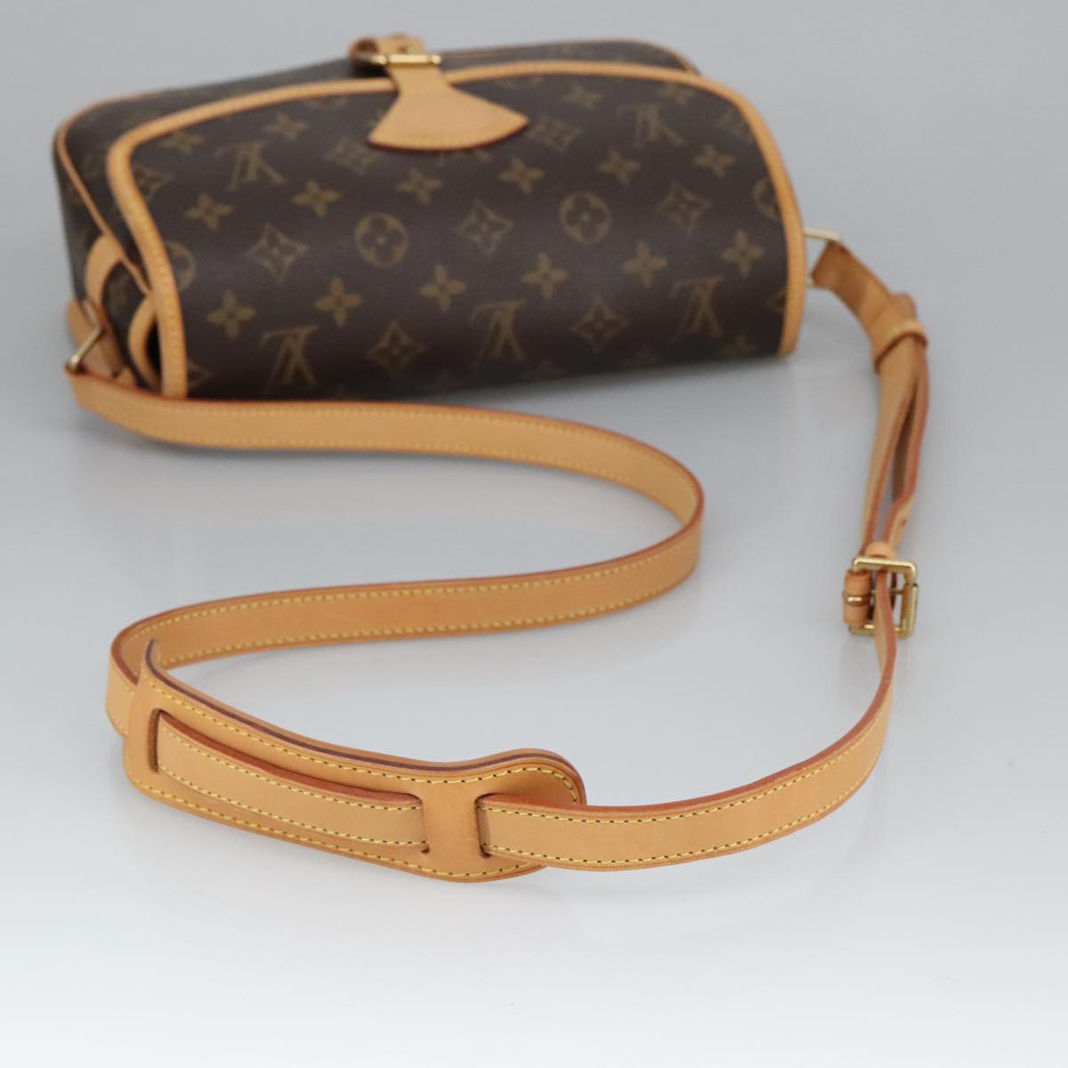 Louis Vuitton Sologne, Brown, Canvas, shoulder